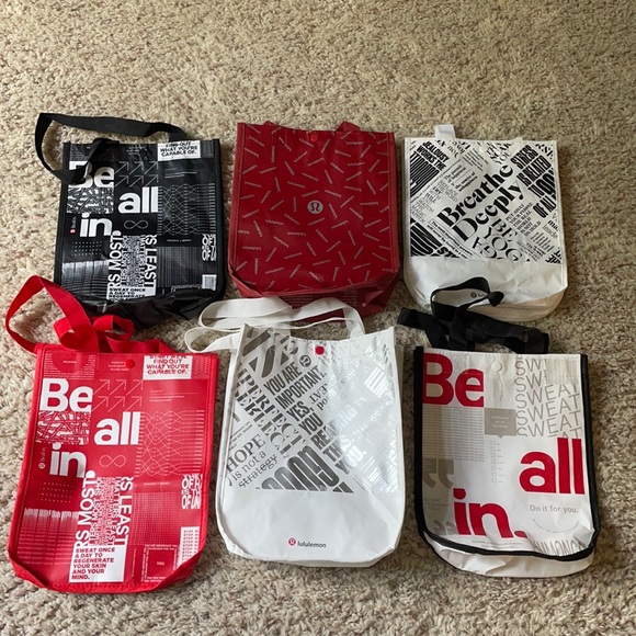 lululemon athletica Handbags - Bundle of 6 Lululemon bags